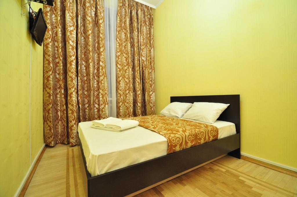 Status Guesthouse Киев Экстерьер фото